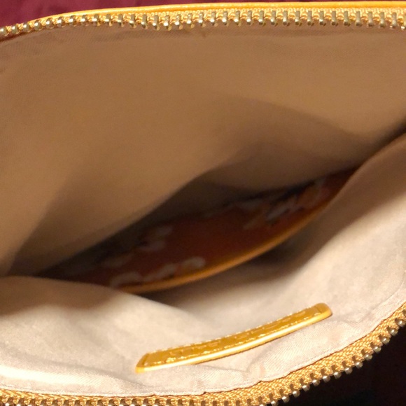 Purse - Picture 4 of 5